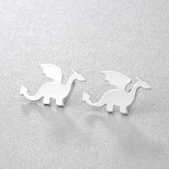 Jewelry - 3/$30 Dainty Silver Dragon Earrings B